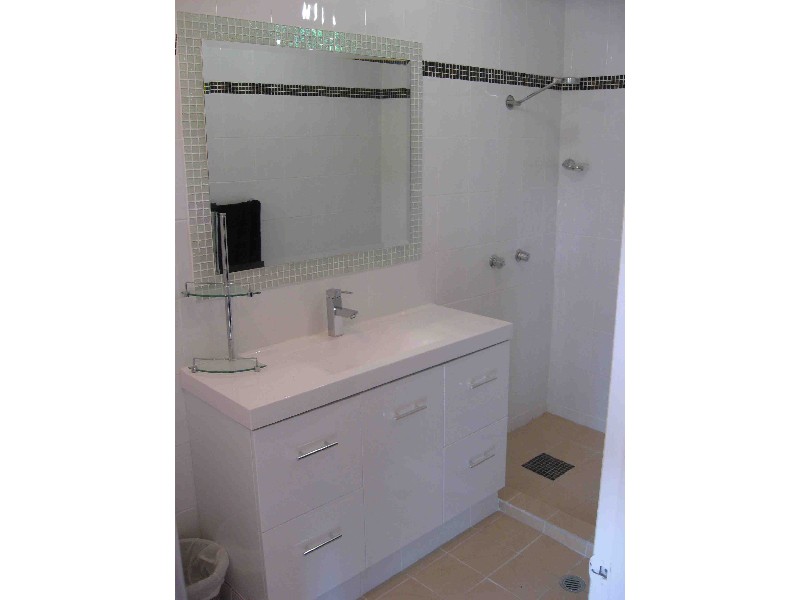 10 Drome Street, Runaway Bay QLD 4216