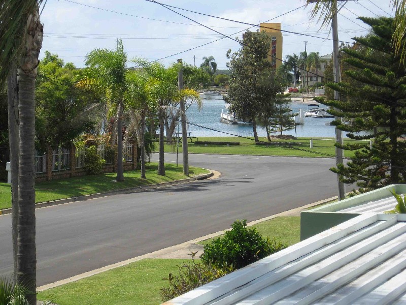 10 Drome Street, Runaway Bay QLD 4216