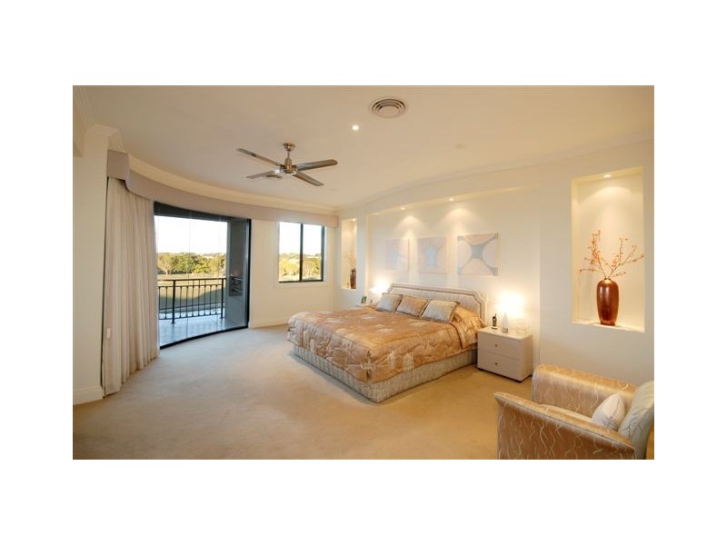 Robina QLD 4226
