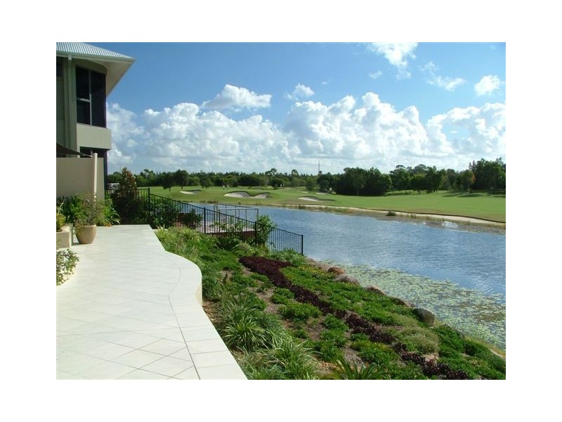 Robina QLD 4226