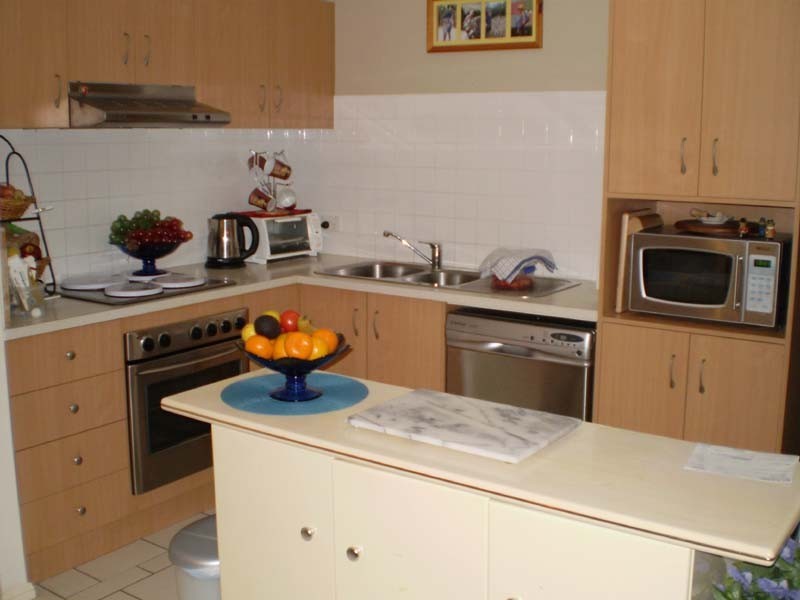 Chevron Island QLD 4217