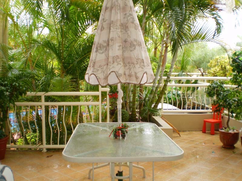 Chevron Island QLD 4217