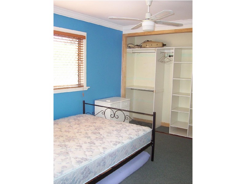 Chevron Island QLD 4217