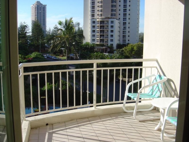 Main Beach QLD 4217