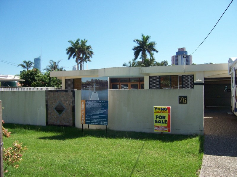Broadbeach Waters QLD 4218