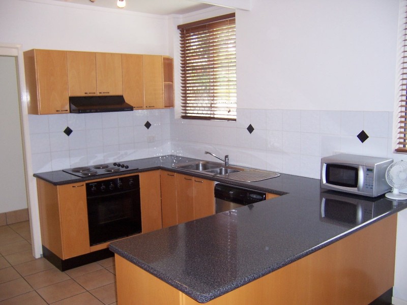 Broadbeach Waters QLD 4218