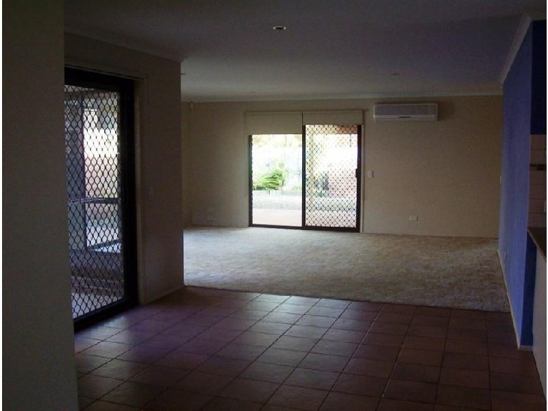 Varsity Lakes QLD 4227
