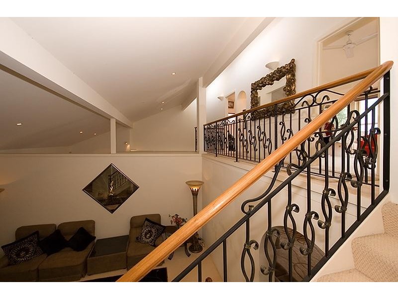 Broadbeach Waters QLD 4218