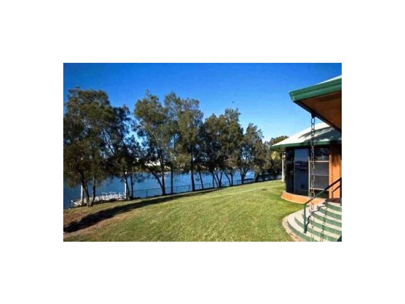 Carrara QLD 4211