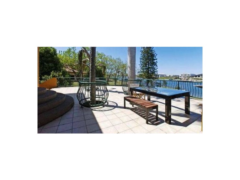 Carrara QLD 4211