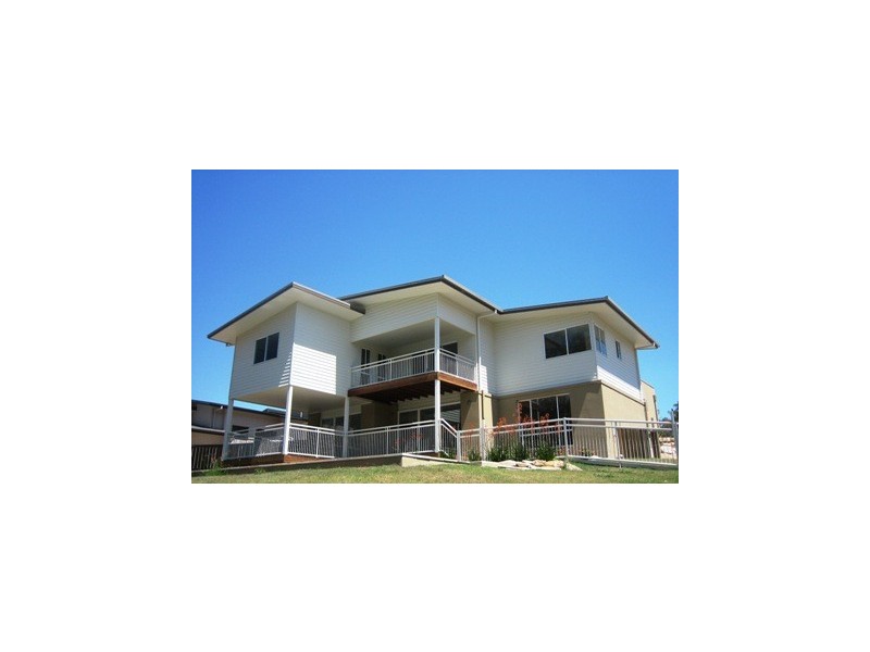 Coomera Waters QLD 4209