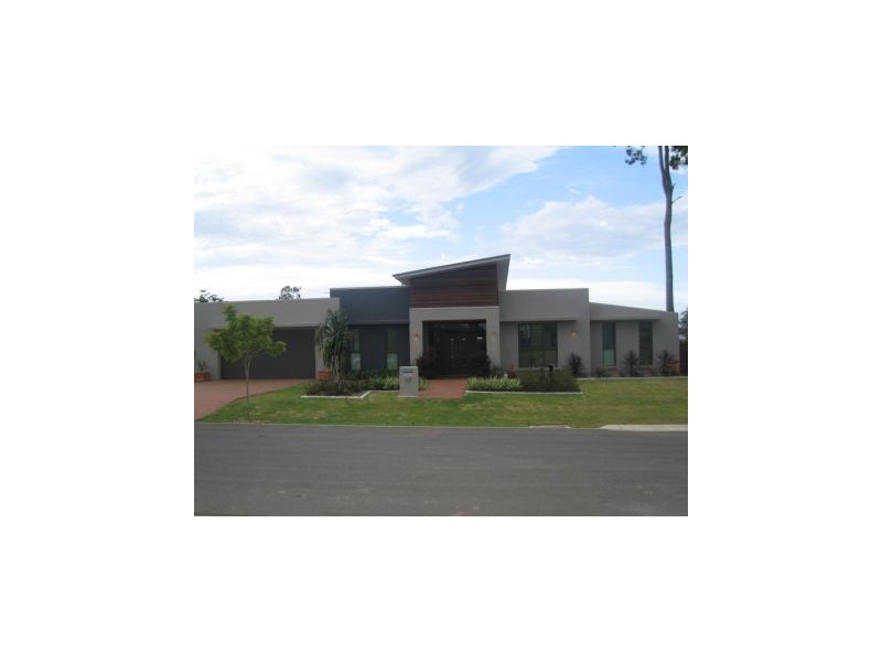 17 Peregrine Crescent, Coomera QLD 4209