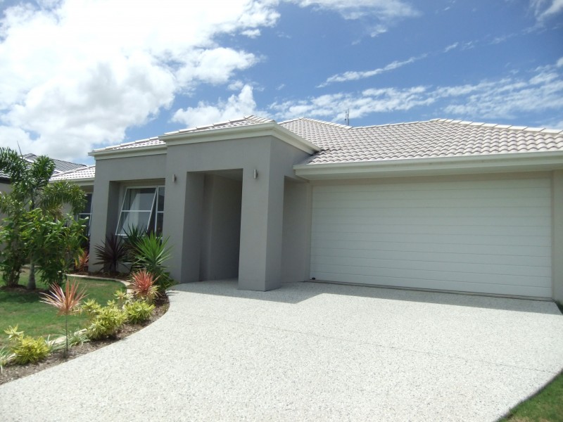 Hope Island QLD 4212