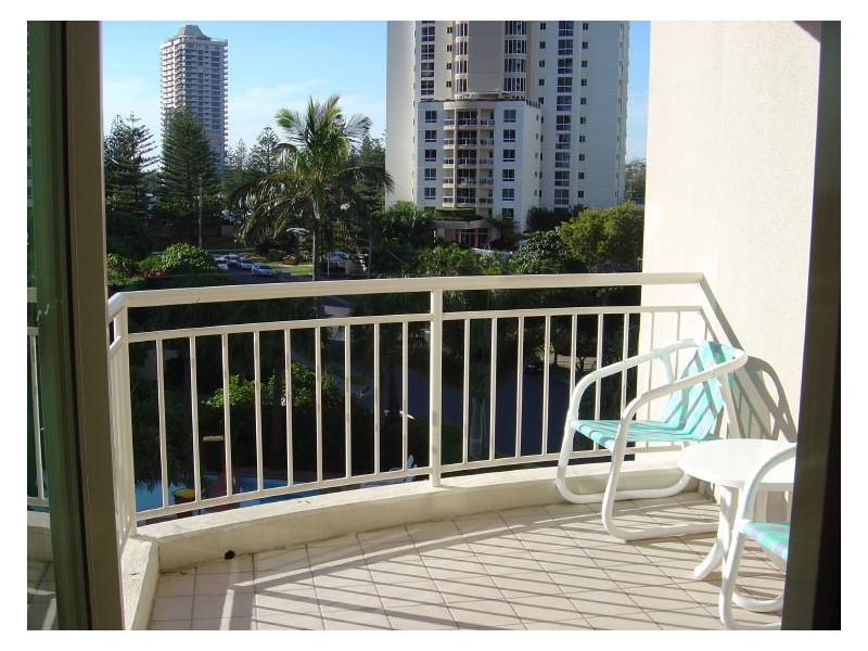 Main Beach QLD 4217