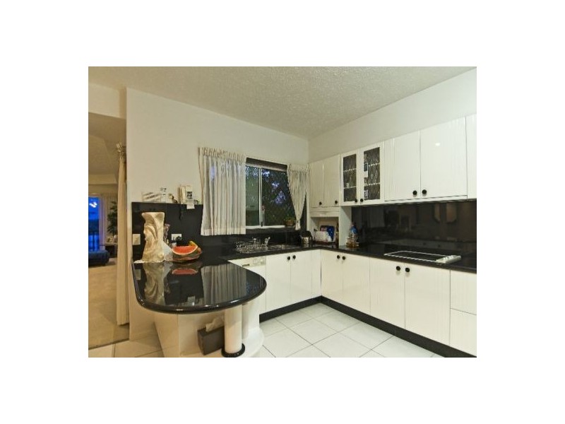 Highland Park QLD 4211