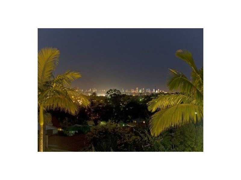 Highland Park QLD 4211