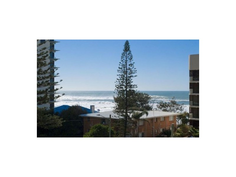 10 Vista St, Surfers Paradise QLD 4217