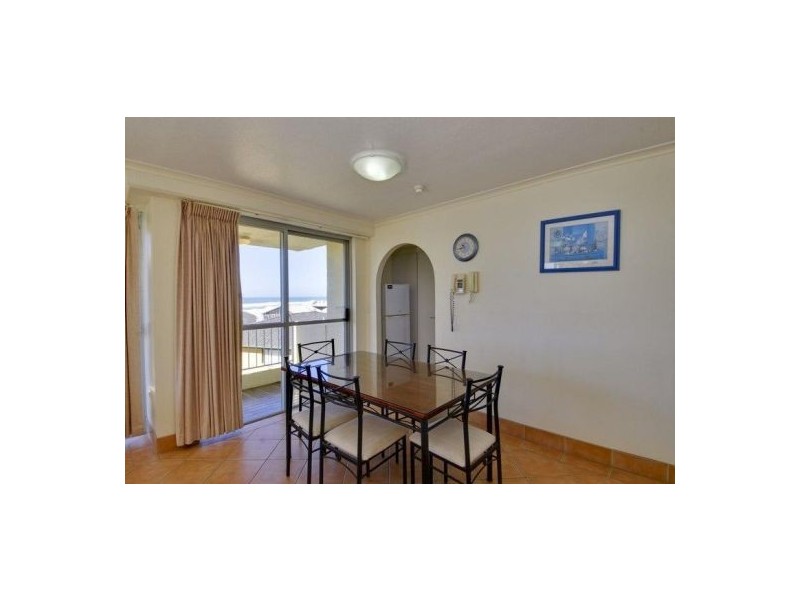 10 Vista St, Surfers Paradise QLD 4217