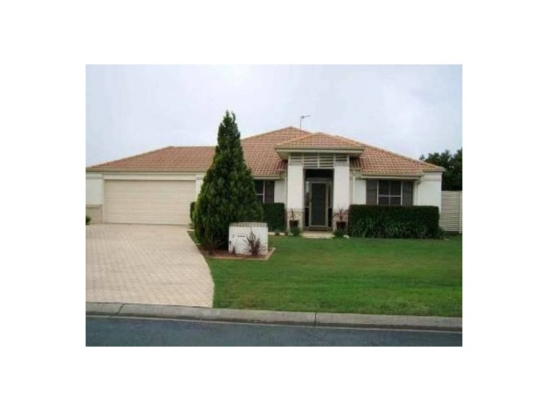 2 Thames Place, Oxenford QLD 4210