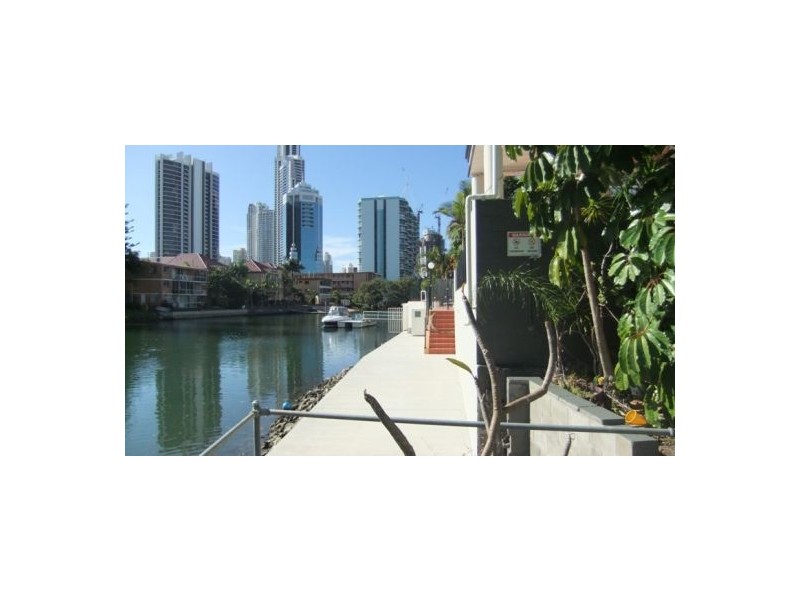 14 Paradise Island, Surfers Paradise QLD 4217