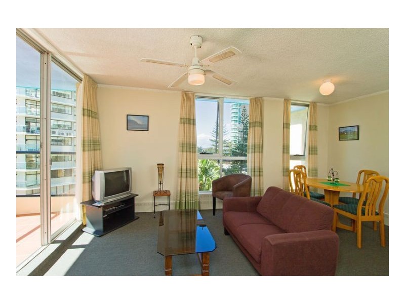 21 Clifford St, Surfers Paradise QLD 4217