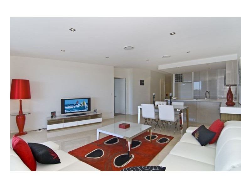 1-24 Quay Views Emerald Island Dr, Carrara QLD 4211