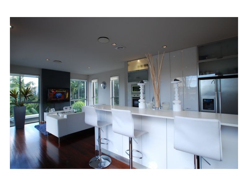 20 Blondell Av, Surfers Paradise QLD 4217