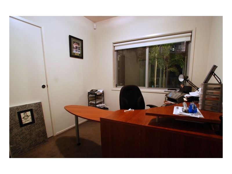 20 Blondell Av, Surfers Paradise QLD 4217