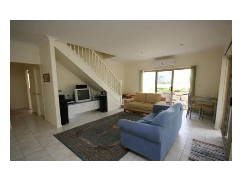 37 Barrington St, Upper Coomera QLD 4209