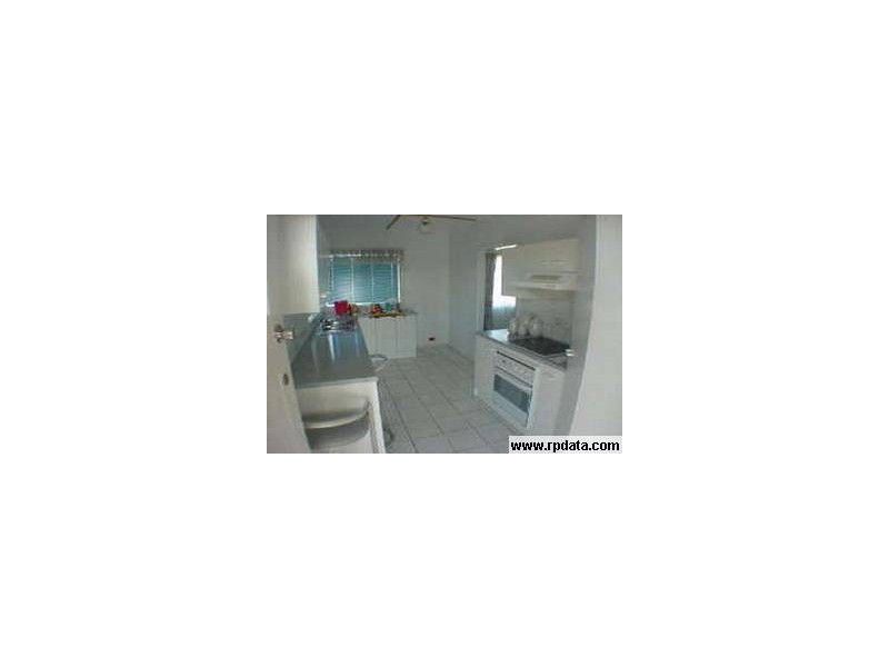 9 Lansdowne Street, Coorparoo QLD 4151