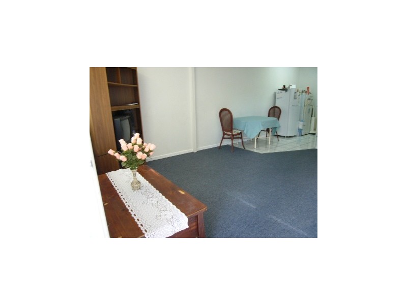 1/9 Bedser Street, Macgregor QLD 4109