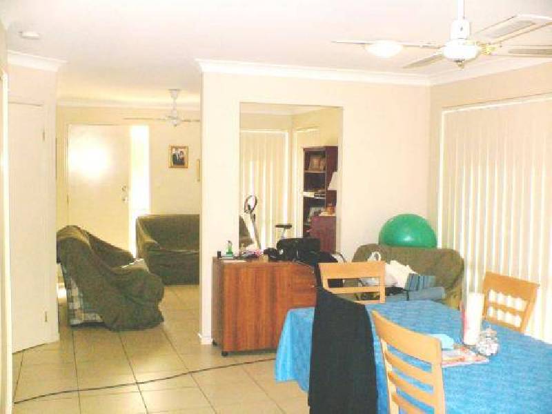 Pacific Pines QLD 4211