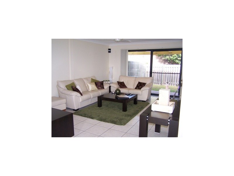 Pacific Pines QLD 4211