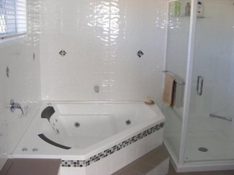 3 Cummin St, Wishart QLD 4122