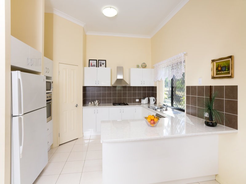 48 Swallowtail Cr, Springfield Lakes QLD 4300