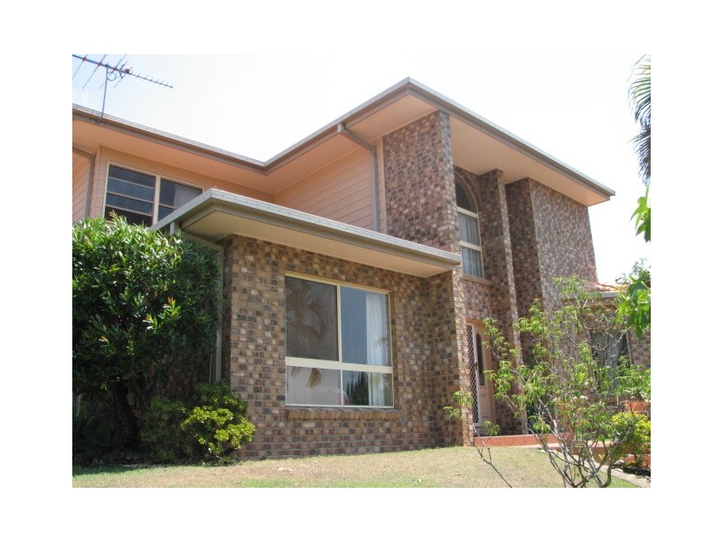 1 Stoddart Cr, Carindale QLD 4152
