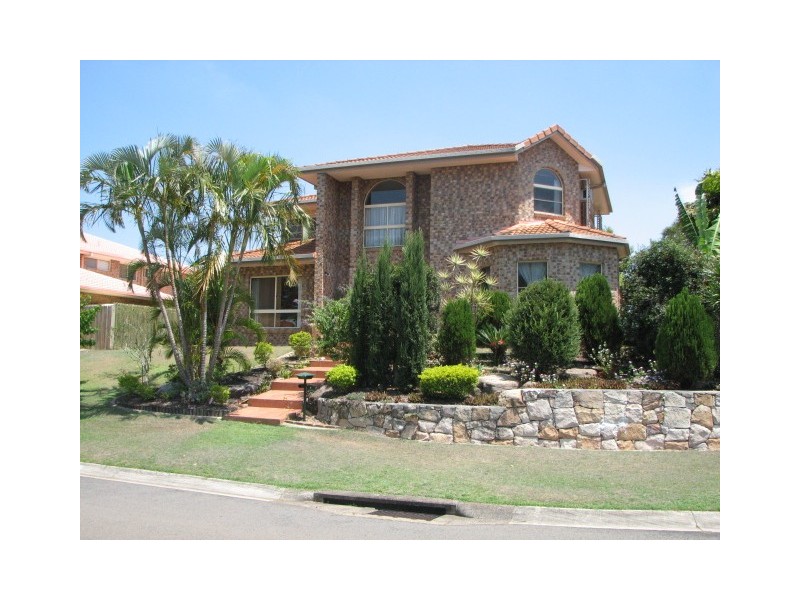 1 Stoddart Cr, Carindale QLD 4152
