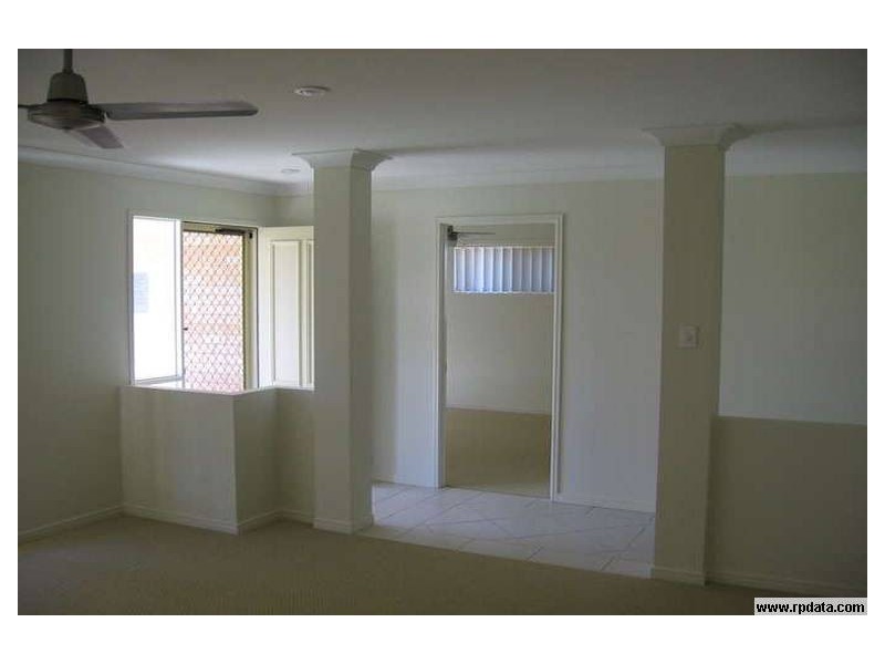 60 Broadleaf Pde, Redbank QLD 4301