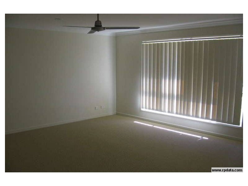 60 Broadleaf Pde, Redbank QLD 4301