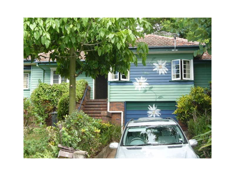 16 Seven oaks street, Taringa QLD 4068