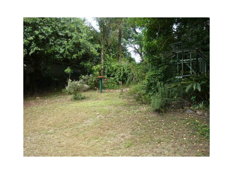 16 Seven oaks street, Taringa QLD 4068