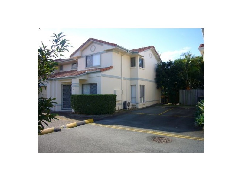 26/11 Glin Avenue, Newmarket QLD 4051