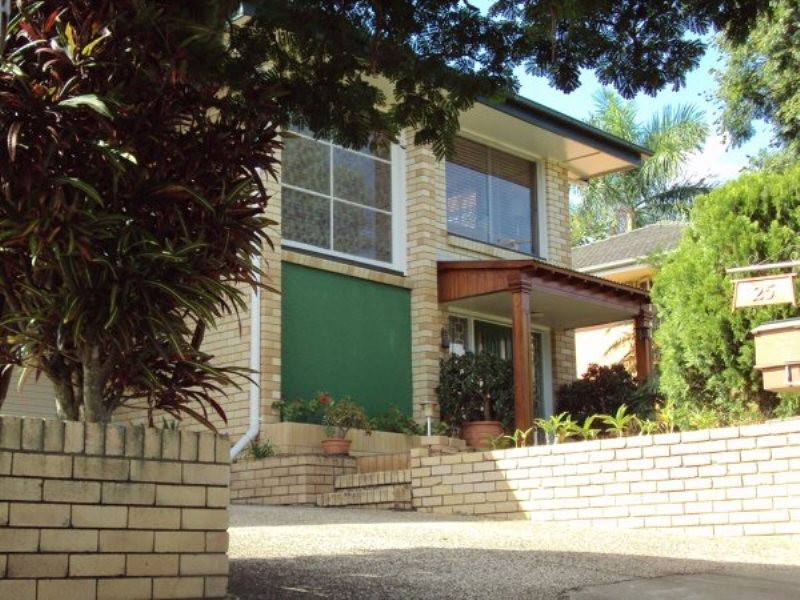 25 Koumala street, Mansfield QLD 4122