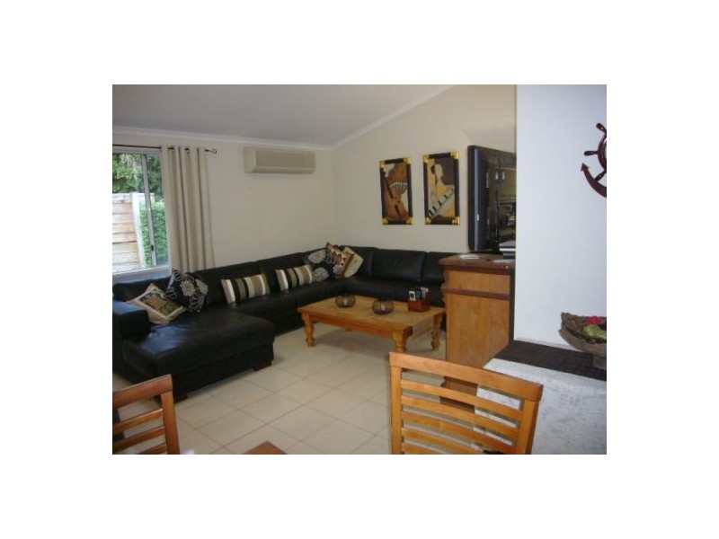 10 FRANQUIN CRESCENT, Kuraby QLD 4112