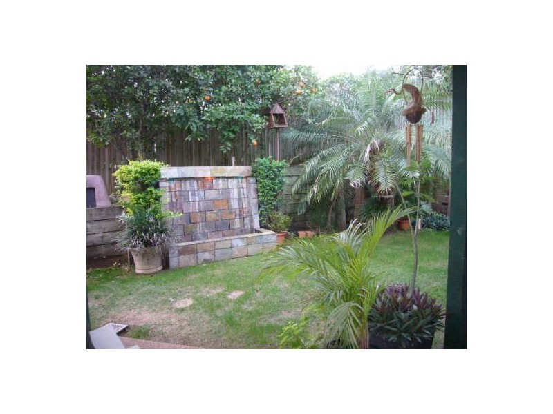 10 FRANQUIN CRESCENT, Kuraby QLD 4112