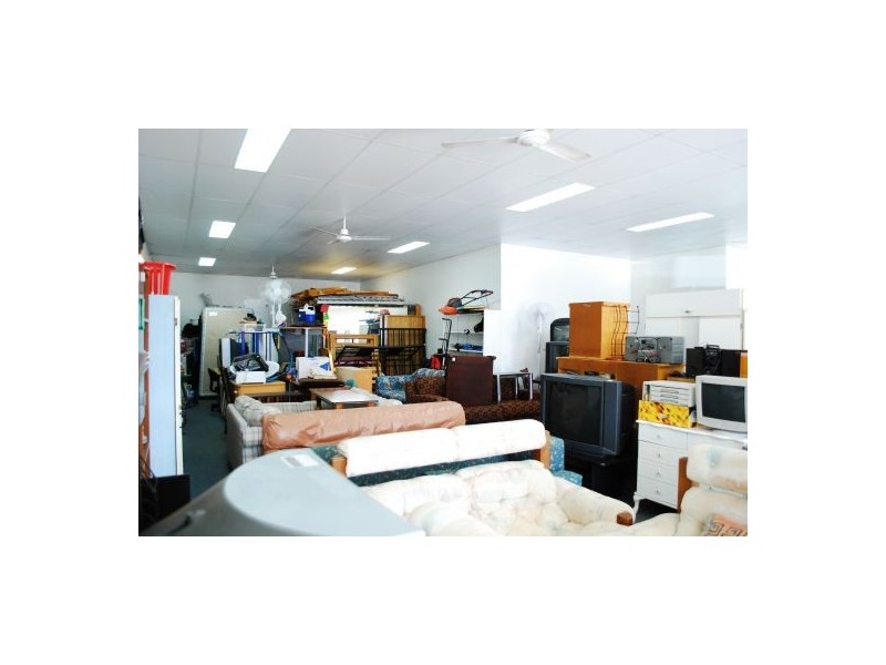 51 Old Cleveland Rd, Greenslopes QLD 4120