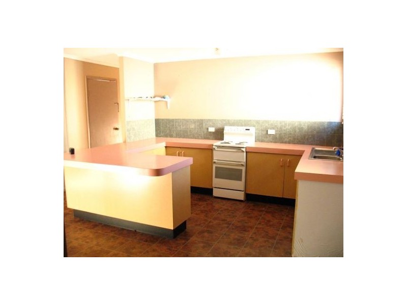 1 Huxley Court, Loganholme QLD 4129