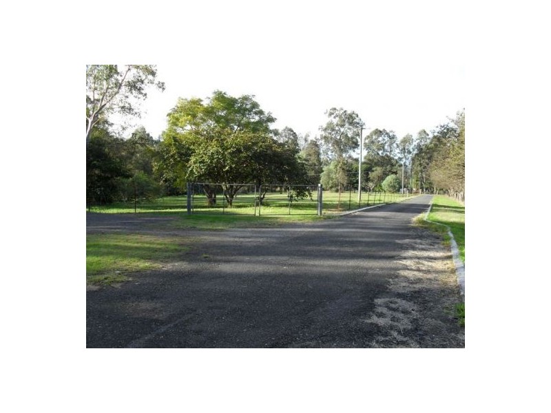 125 Van Dieren Road, Pallara QLD 4110
