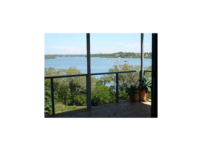 Russell Island QLD 4184