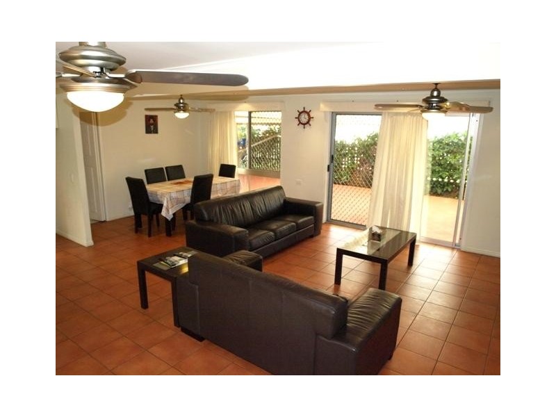 1 Honeybrook St, Runcorn QLD 4113